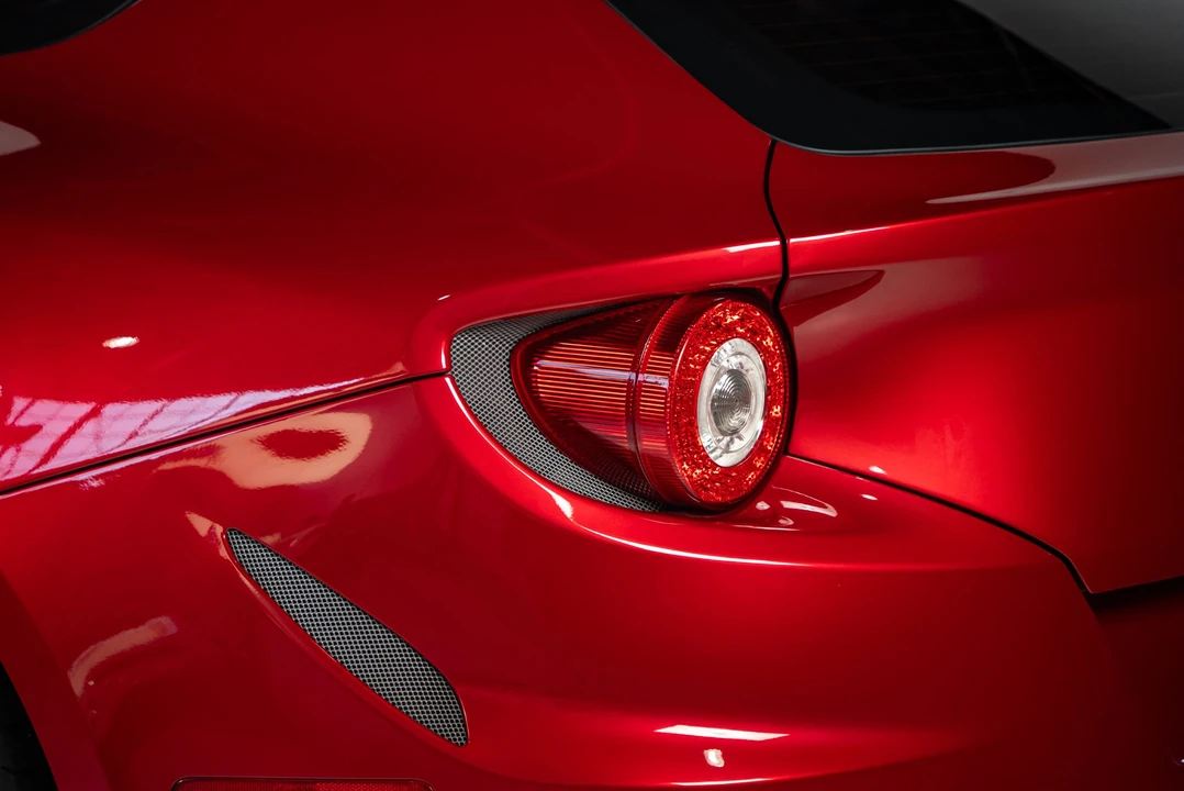 2013 Ferrari FF - Image 28 of 31