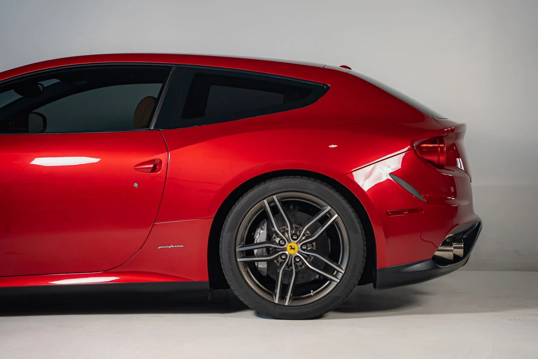 2013 Ferrari FF - Image 21 of 31