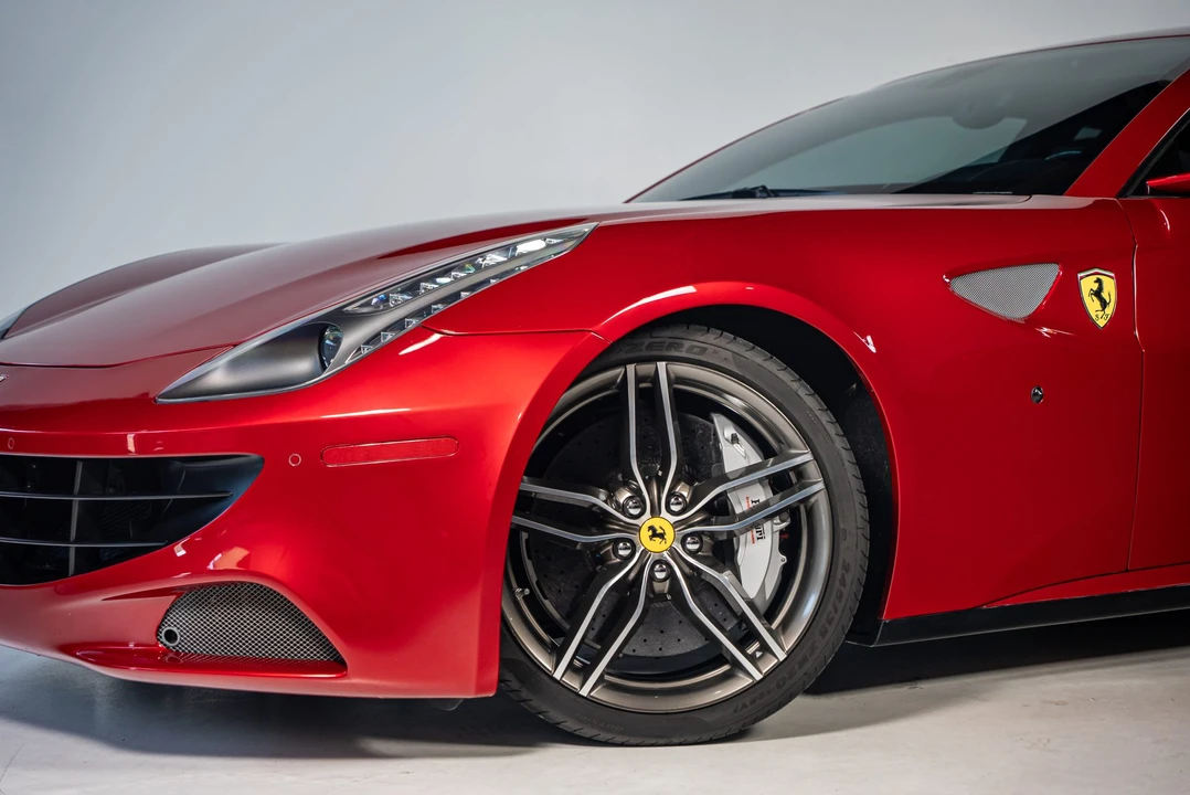 2013 Ferrari FF - Image 26 of 31