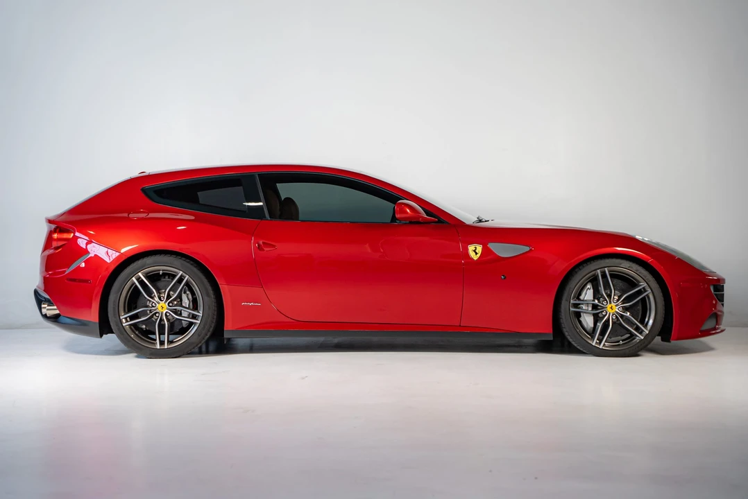 2013 Ferrari FF - Image 10 of 31