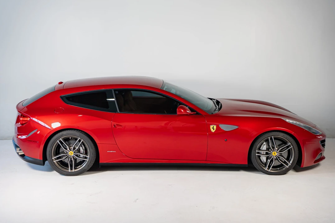 2013 Ferrari FF - Image 9 of 31