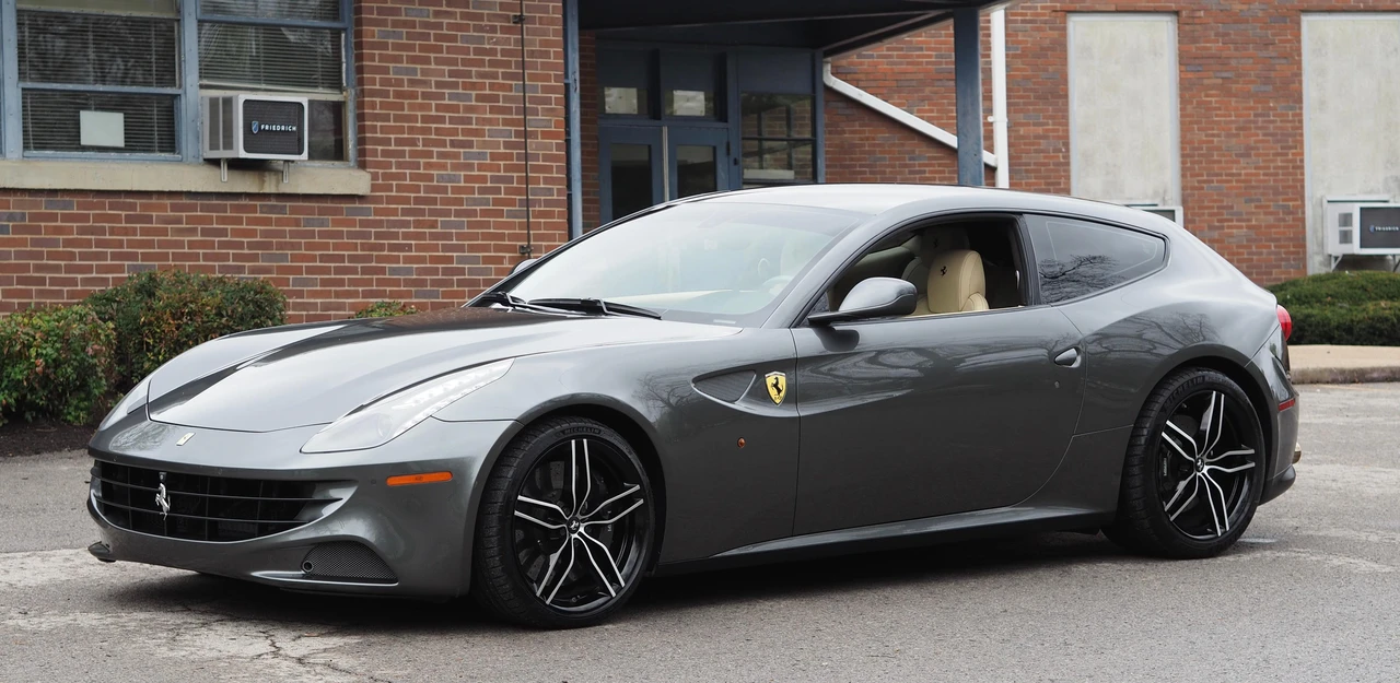 2013 Ferrari FF - Image 14 of 31