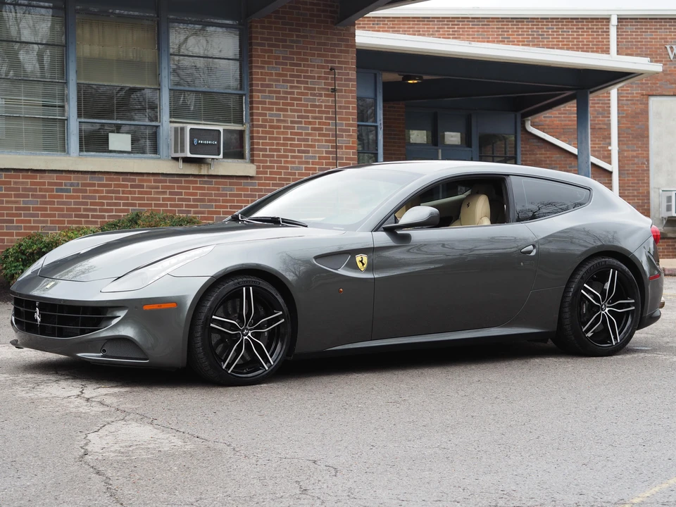 2013 Ferrari FF - Image 15 of 31