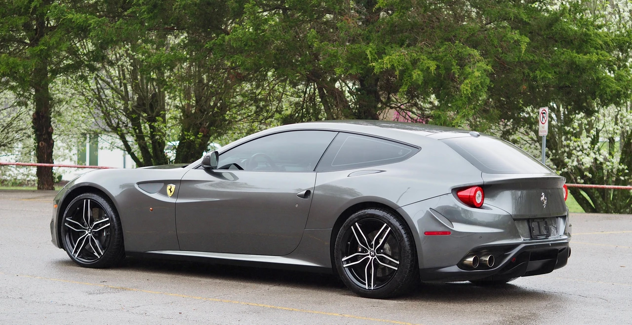 2013 Ferrari FF - Image 17 of 31