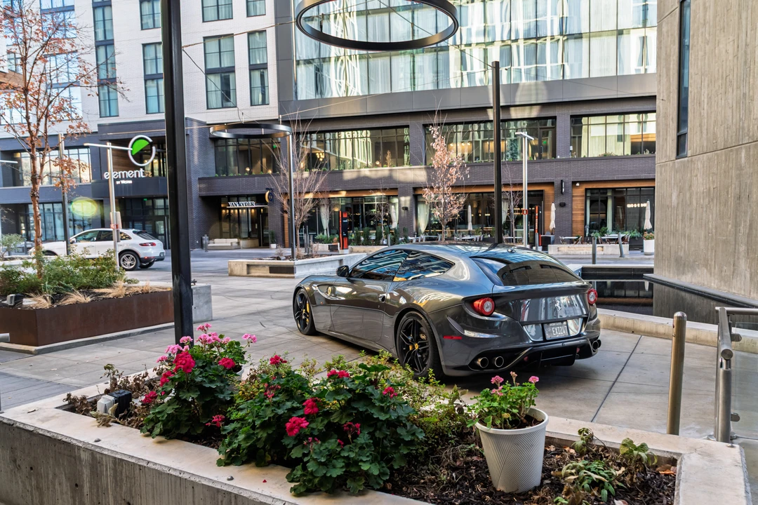 2013 Ferrari FF - Image 26 of 31