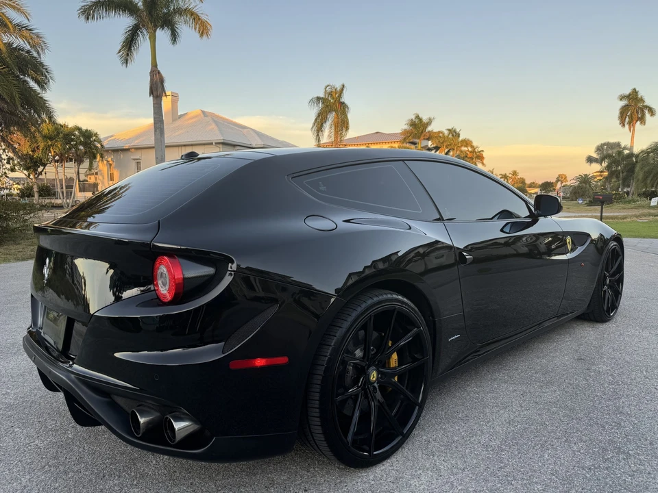 2013 Ferrari FF - Image 13 of 31