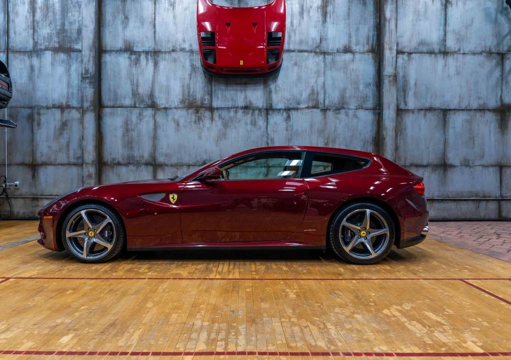 2013 Ferrari FF - Image 16 of 31