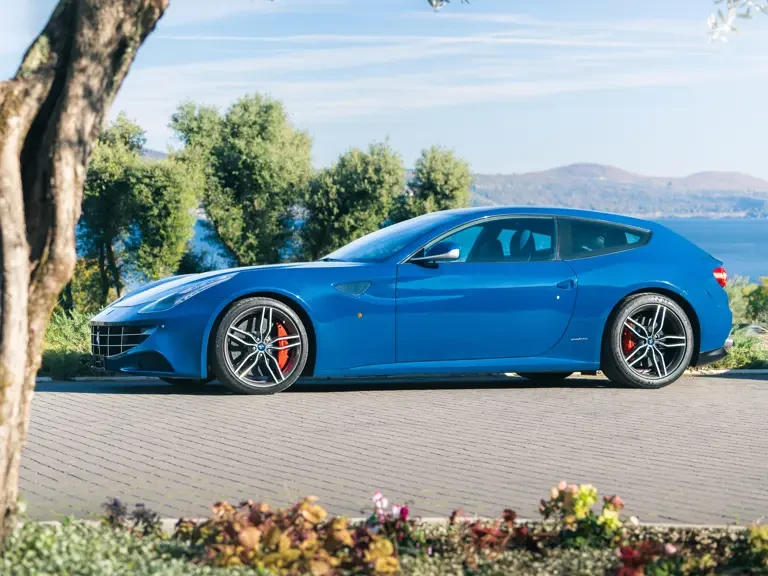 2013 Ferrari FF - Image 2 of 31