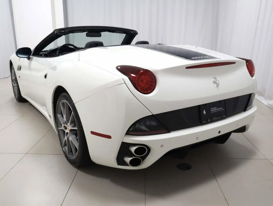 2013 Ferrari California - Image 14 of 20