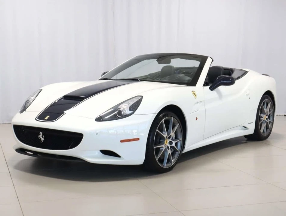 2013 Ferrari California - Image 3 of 20