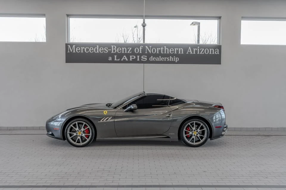 2013 Ferrari California - Image 2 of 20