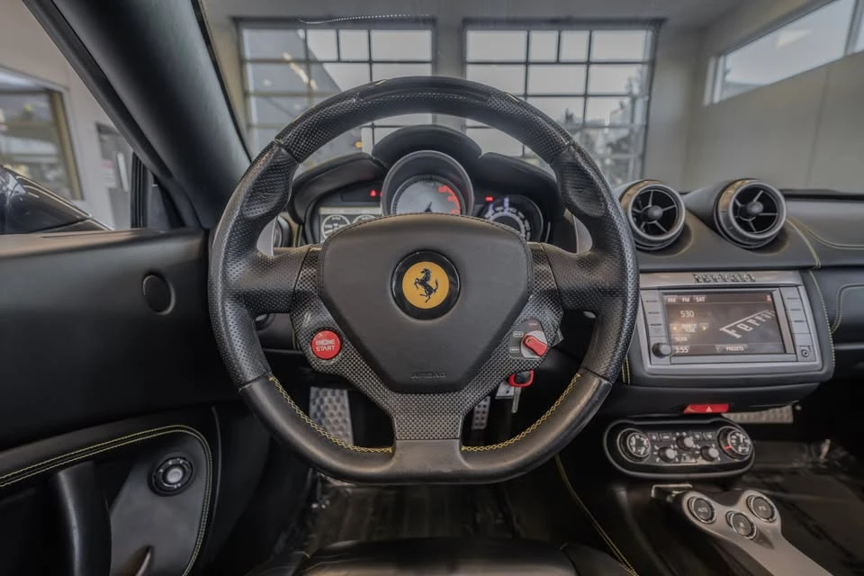 2013 Ferrari California - Image 15 of 20