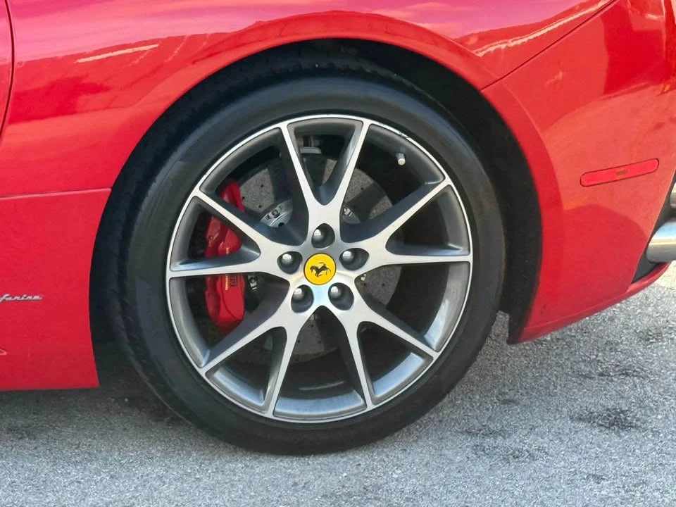 2013 Ferrari California - Image 12 of 12