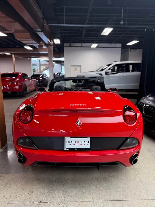 2013 Ferrari California - Image 3 of 6