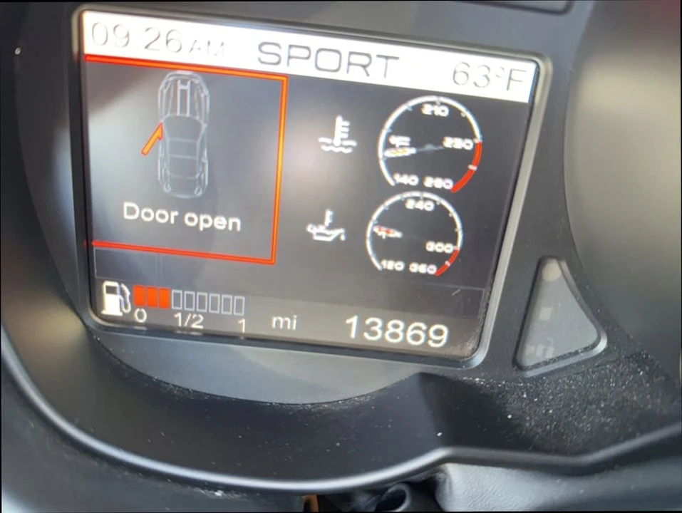 2013 Ferrari California - Image 4 of 6