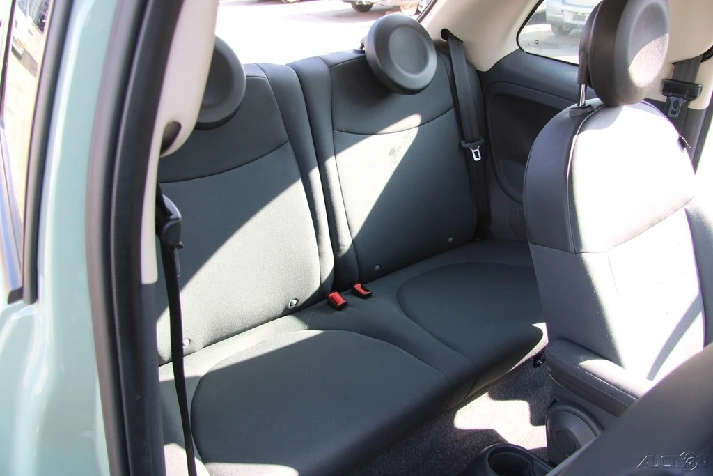 2013 Fiat 500 - Image 19 of 21