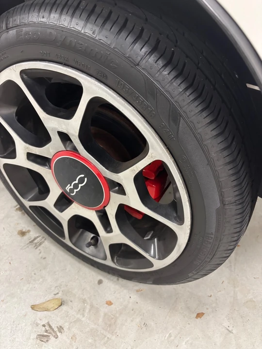 2013 Fiat 500 - Image 9 of 12