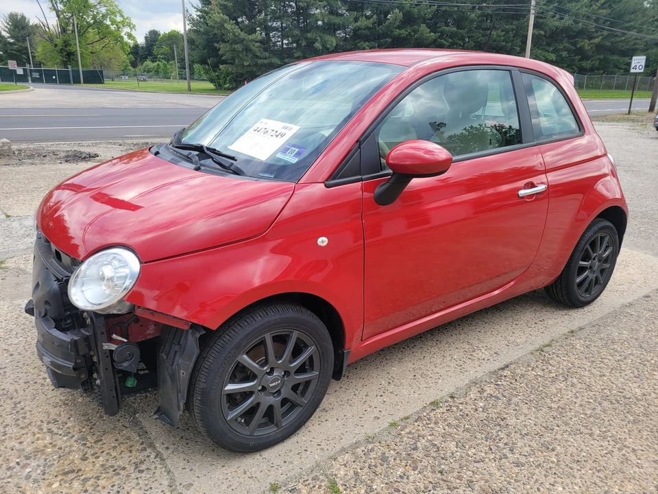 2013 Fiat 500 - Image 2 of 31