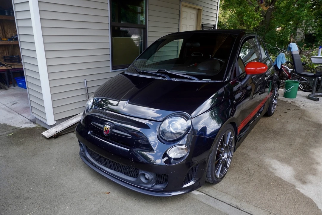 2013 Fiat Abarth 500 - Image 2 of 21