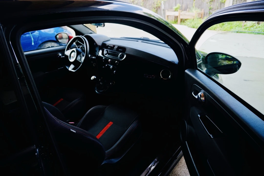 2013 Fiat Abarth 500 - Image 12 of 21