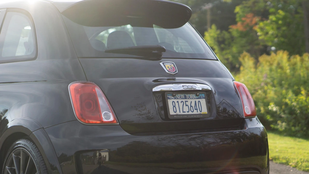 2013 Fiat Abarth 500 - Image 24 of 31