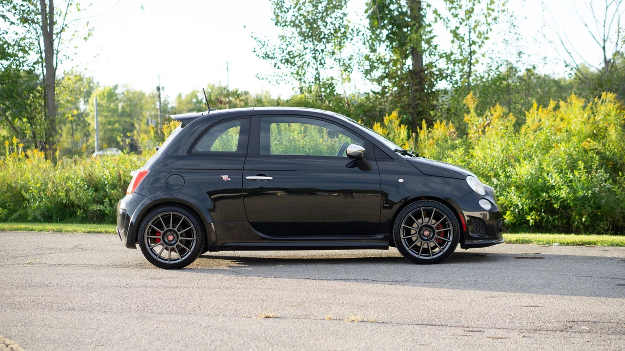 2013 Fiat Abarth 500 - Image 11 of 31