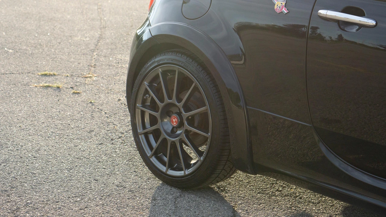 2013 Fiat Abarth 500 - Image 31 of 31