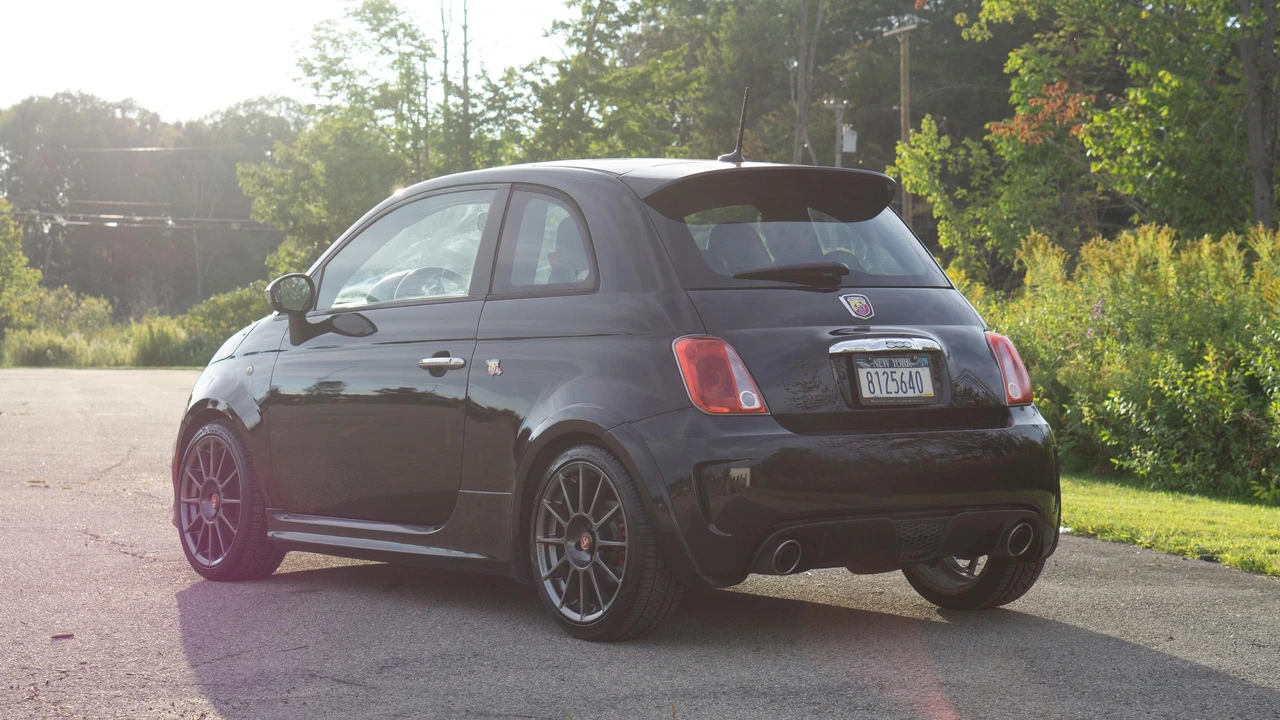 2013 Fiat Abarth 500 - Image 9 of 31