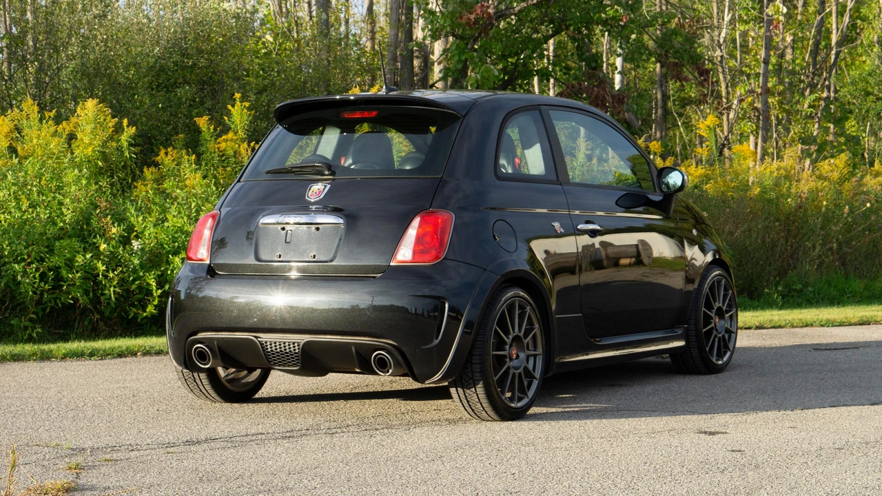 2013 Fiat Abarth 500 - Image 10 of 31