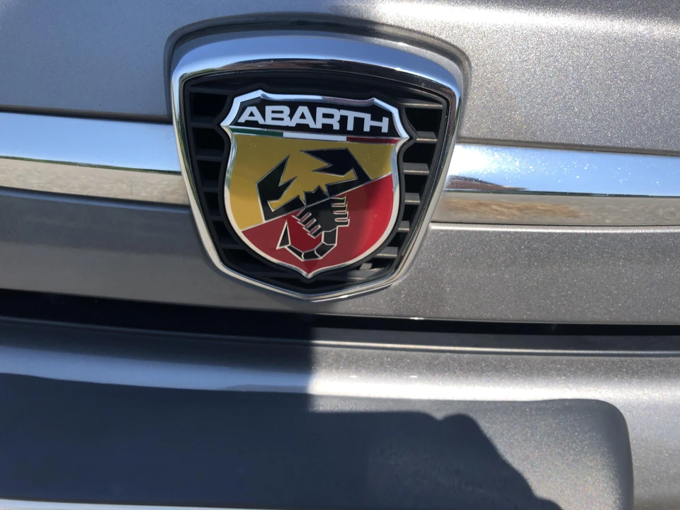 2013 Fiat Abarth 500 - Image 13 of 31