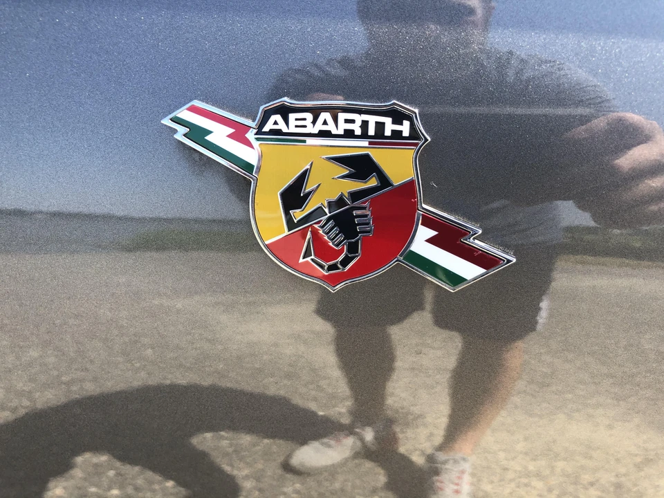 2013 Fiat Abarth 500 - Image 19 of 31