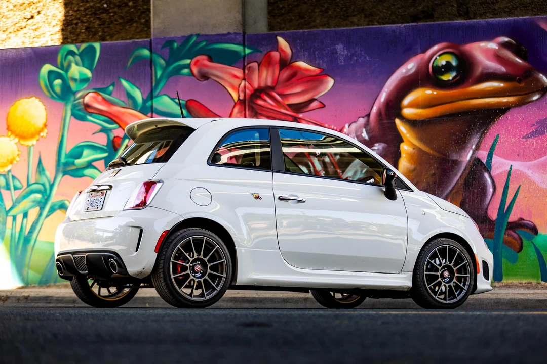 2013 Fiat Abarth 500 - Image 24 of 31