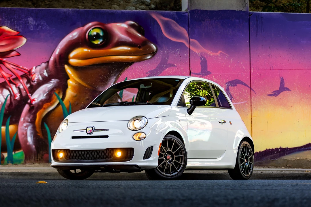 2013 Fiat Abarth 500 - Image 10 of 31