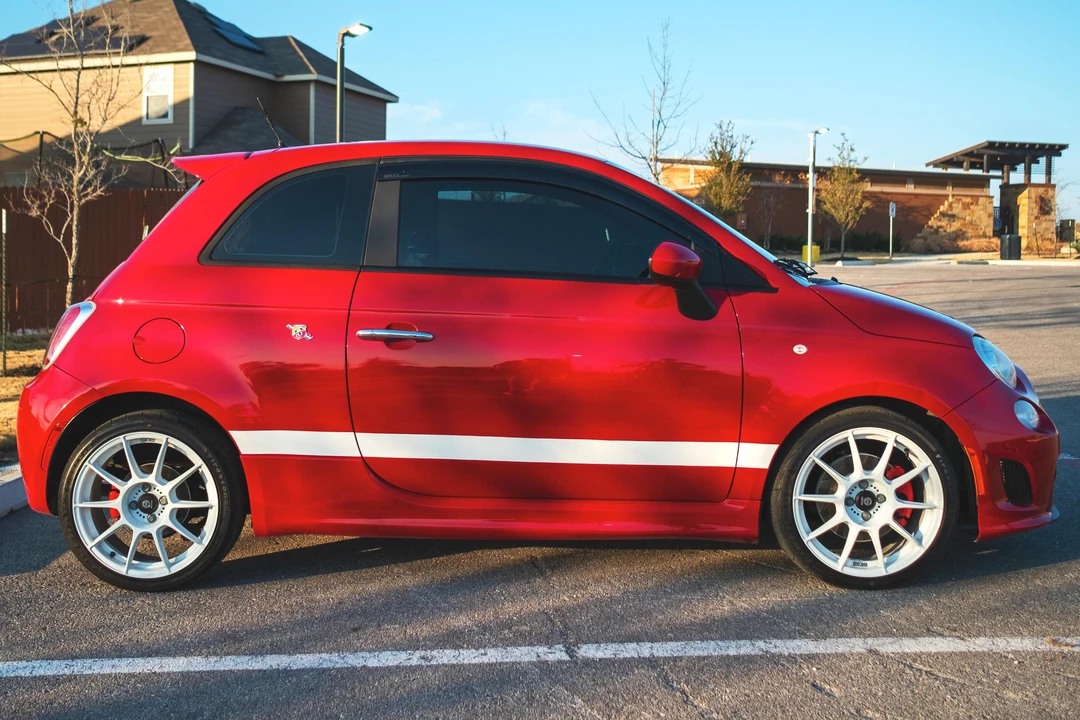 2013 Fiat Abarth 500 - Image 3 of 31