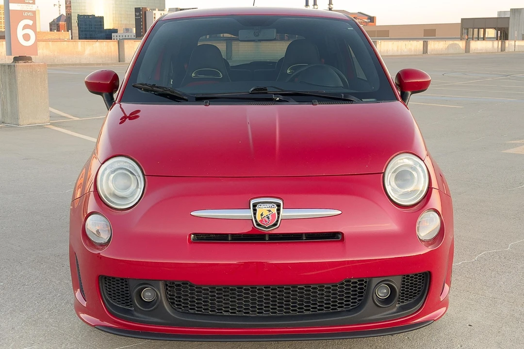 2013 Fiat Abarth 500 - Image 2 of 31