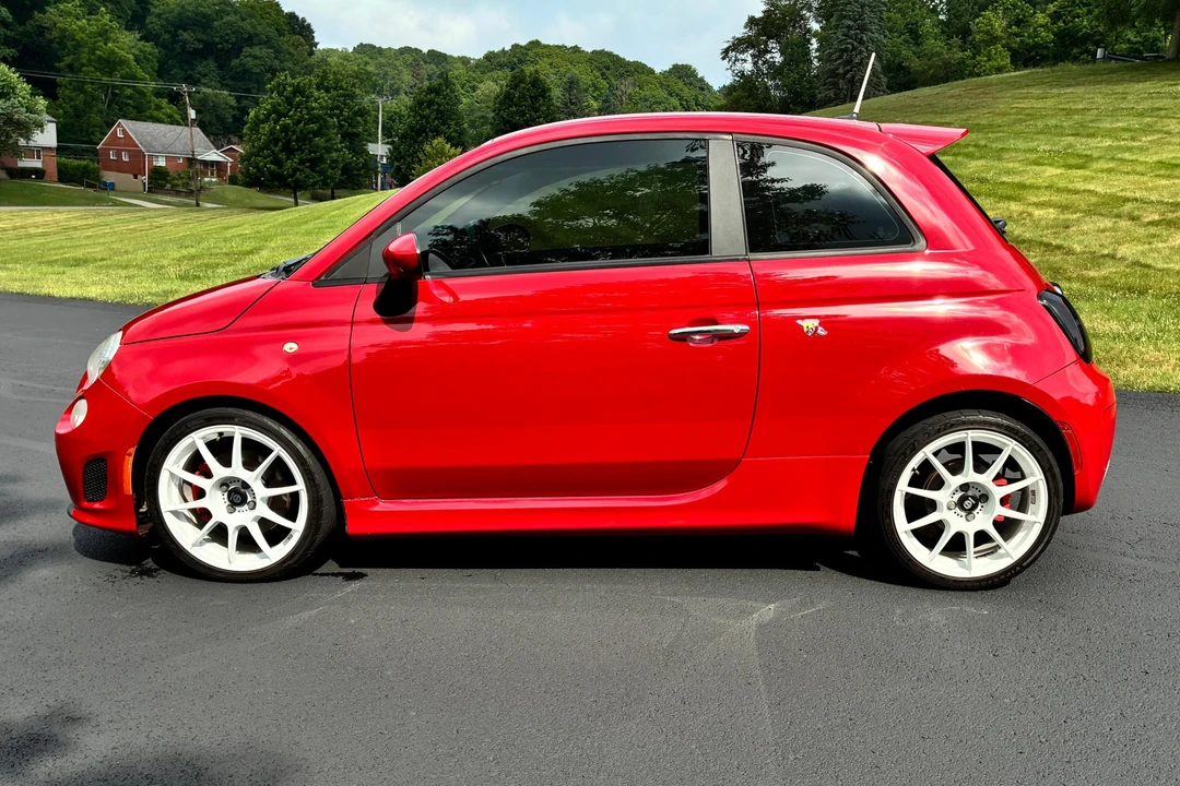 2013 Fiat Abarth 500 - Image 3 of 31
