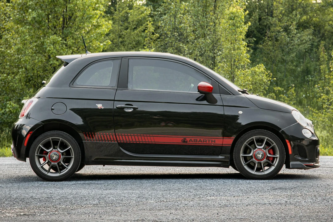 2013 Fiat Abarth 500 - Image 3 of 31