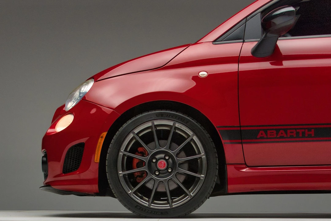 2013 Fiat Abarth 500 - Image 30 of 31