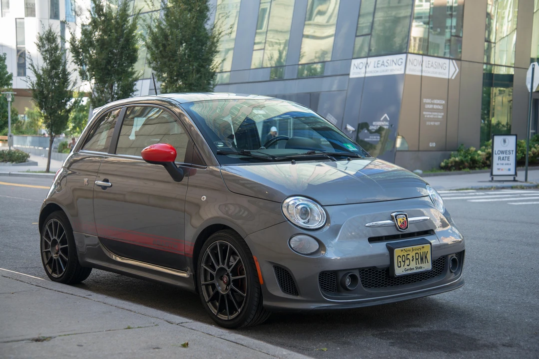 2013 Fiat Abarth 500 - Image 18 of 31