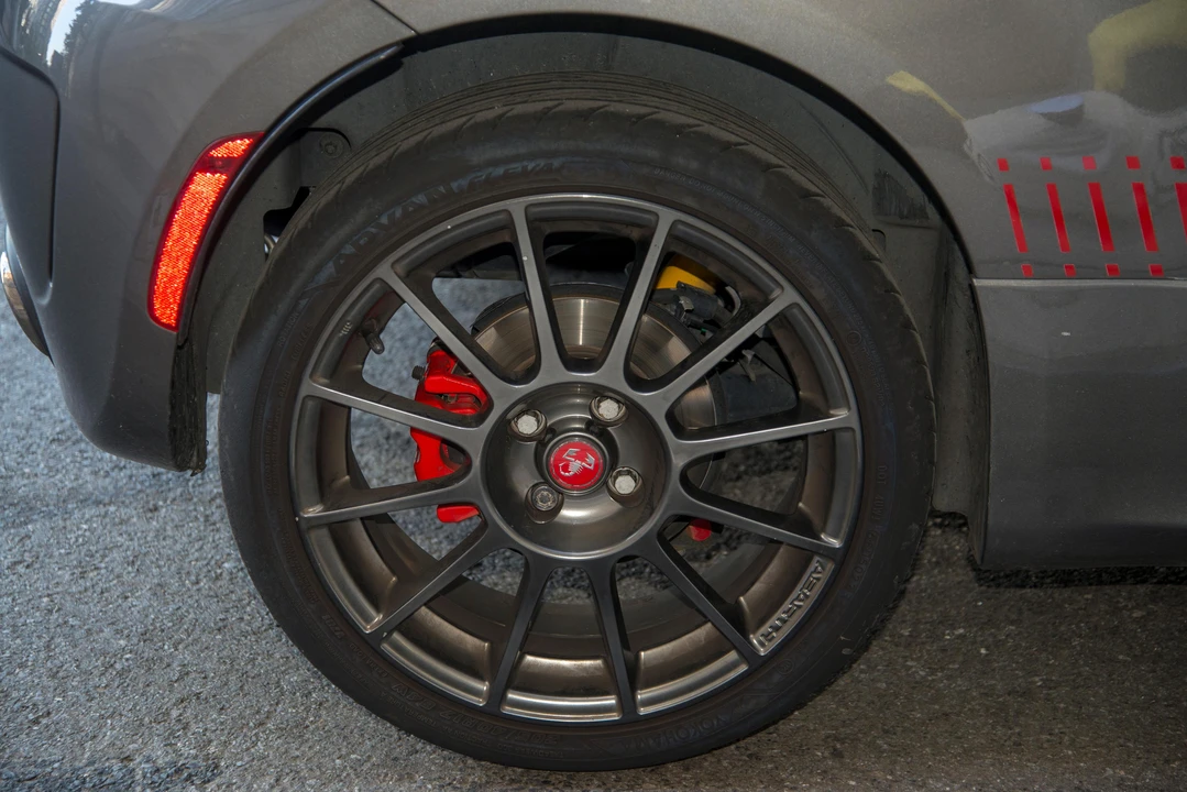 2013 Fiat Abarth 500 - Image 31 of 31