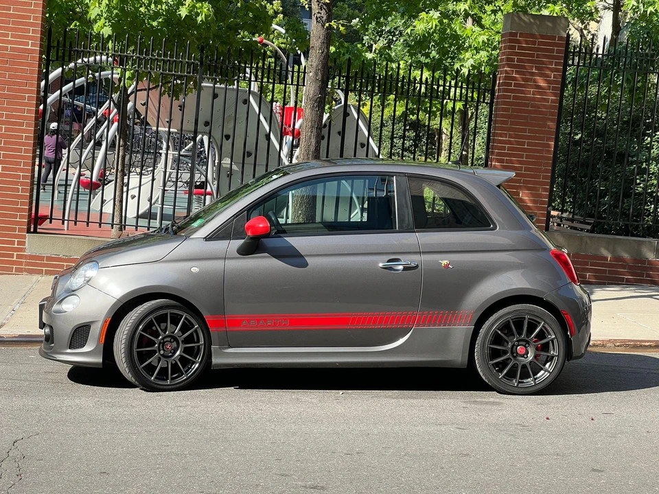 2013 Fiat Abarth 500 - Image 9 of 31
