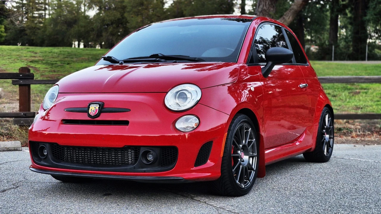 2013 Fiat Abarth 500 - Image 6 of 31