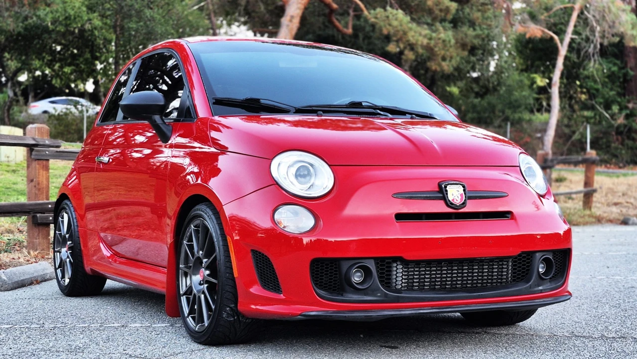 2013 Fiat Abarth 500 - Image 9 of 31