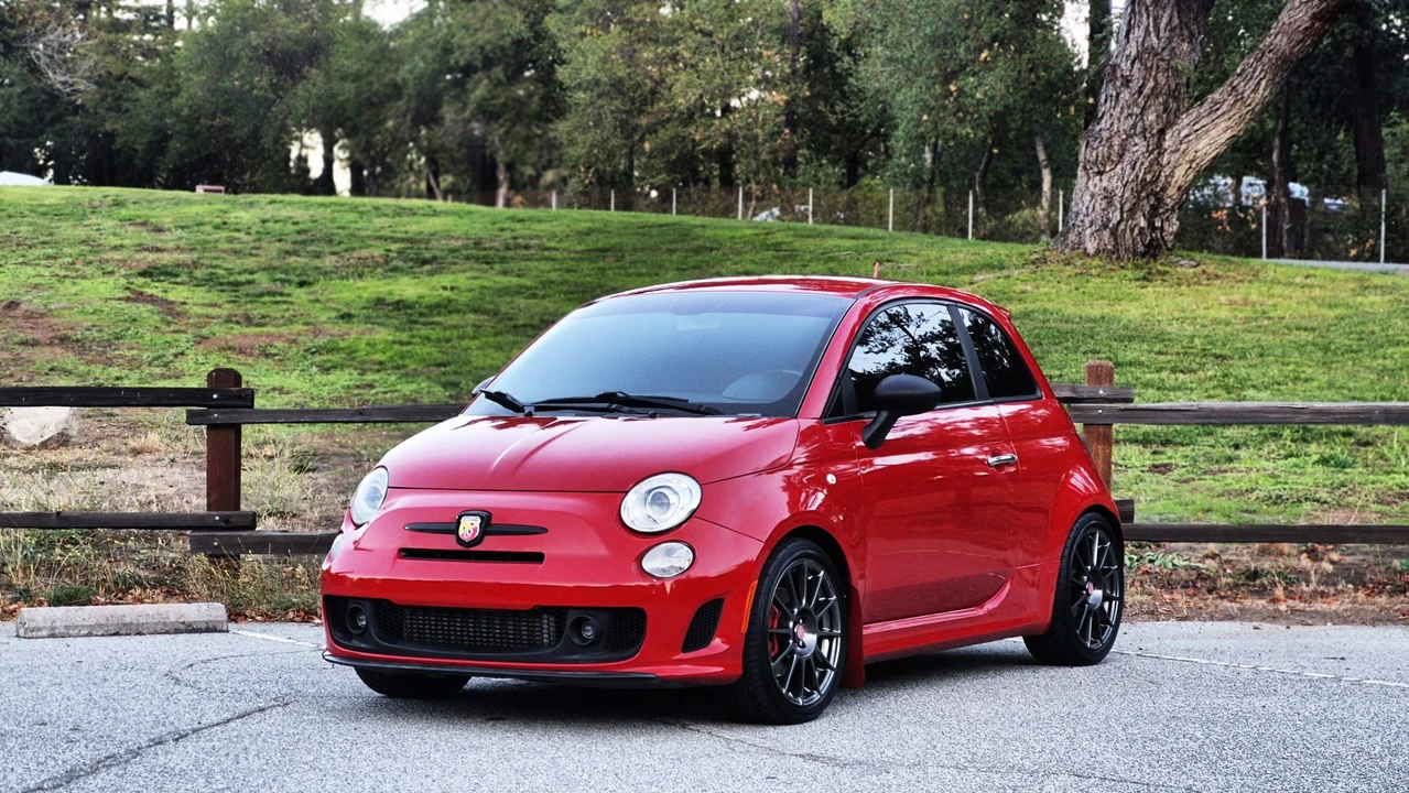 2013 Fiat Abarth 500 - Image 28 of 31