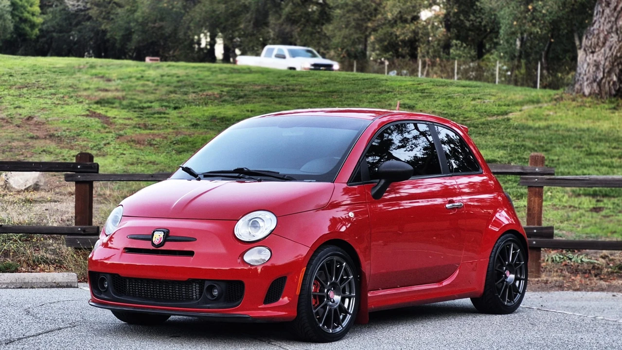2013 Fiat Abarth 500 - Image 29 of 31