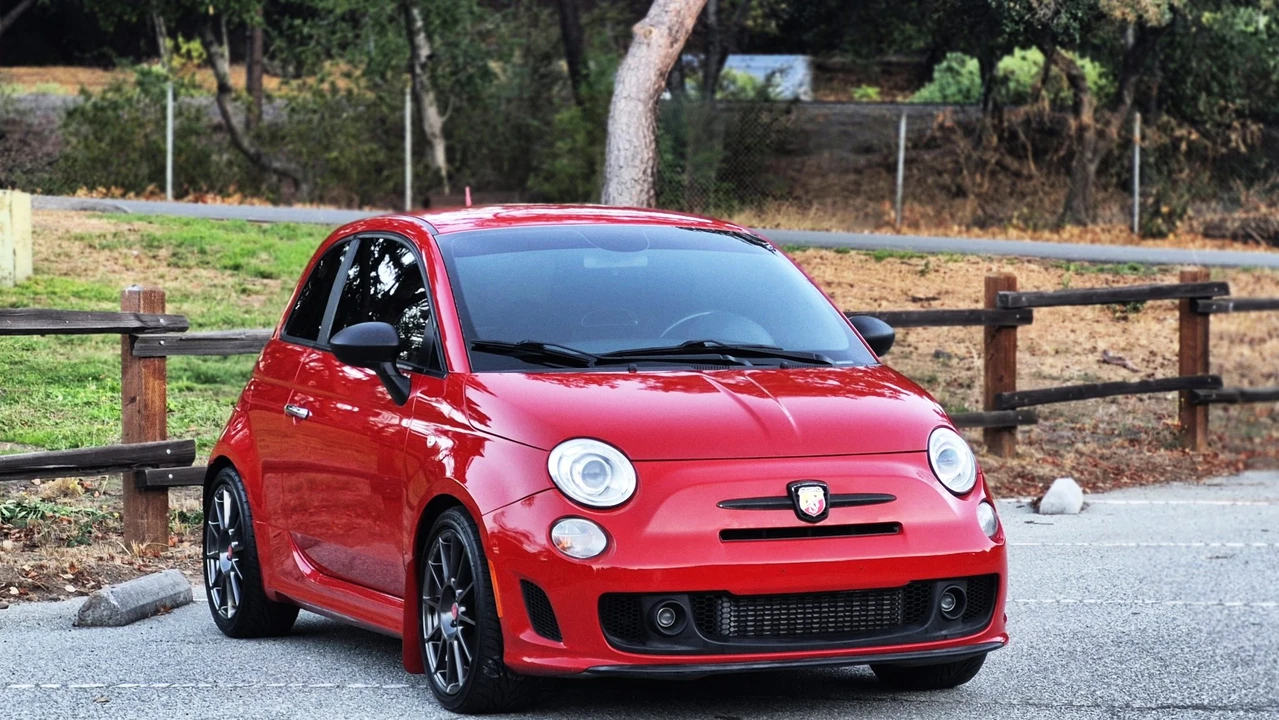 2013 Fiat Abarth 500 - Image 11 of 31