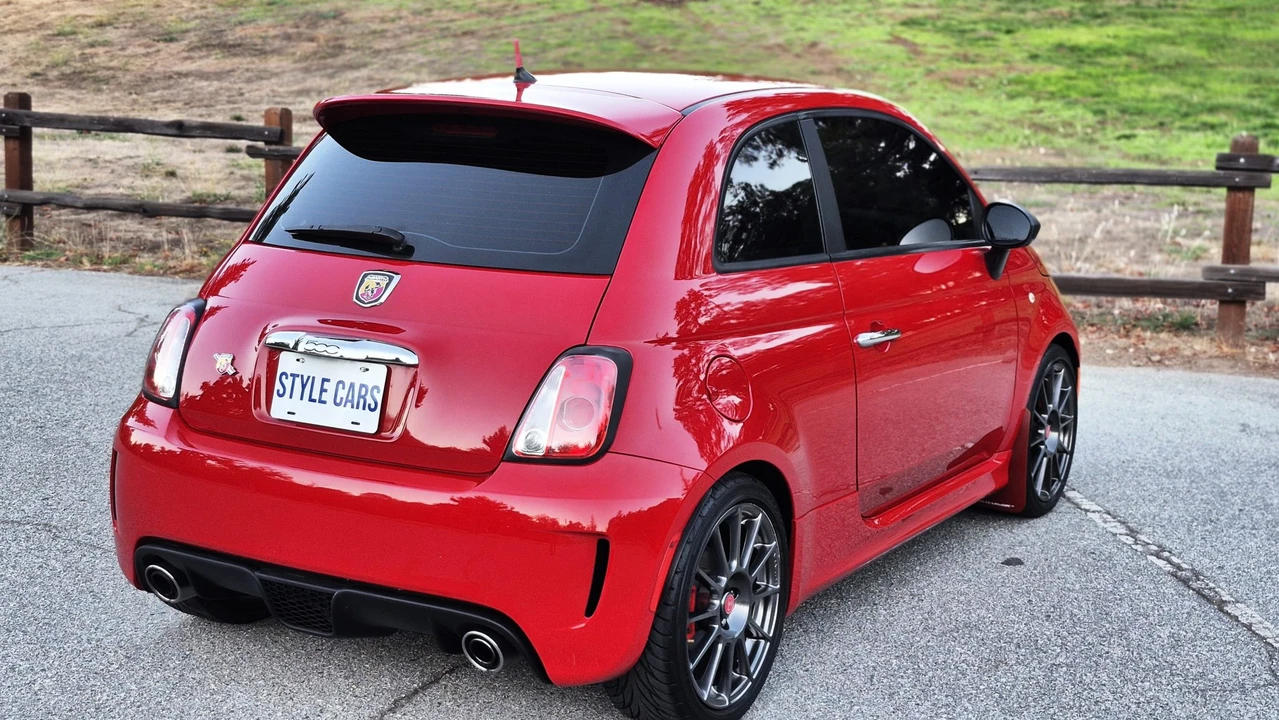 2013 Fiat Abarth 500 - Image 15 of 31