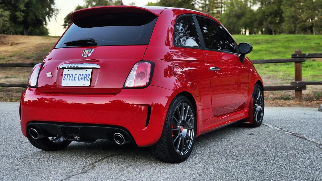 2013 Fiat Abarth 500 - Image 16 of 31