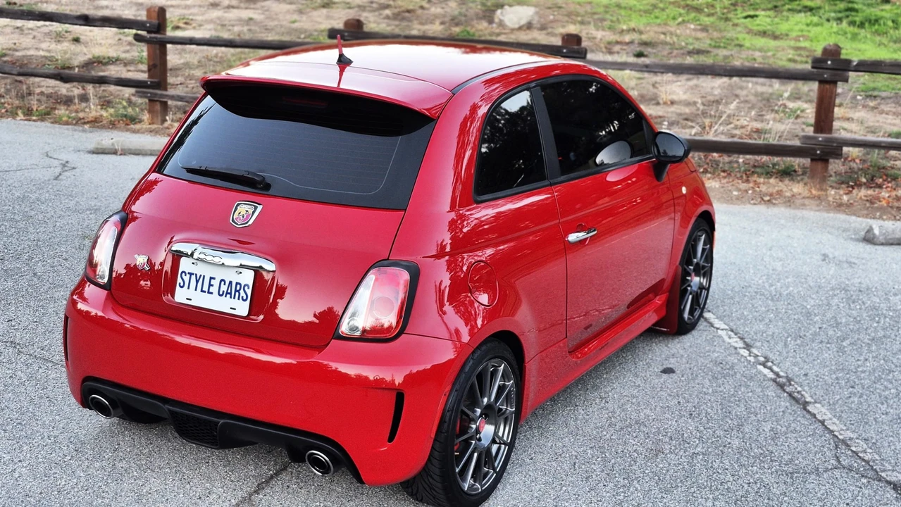2013 Fiat Abarth 500 - Image 17 of 31