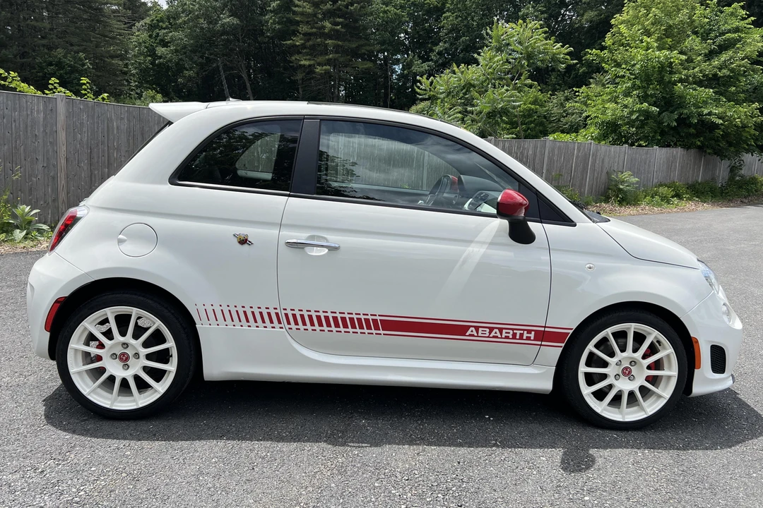 2013 Fiat Abarth 500 - Image 3 of 15